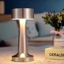 Luminária de Mesa Mirina Carpetino